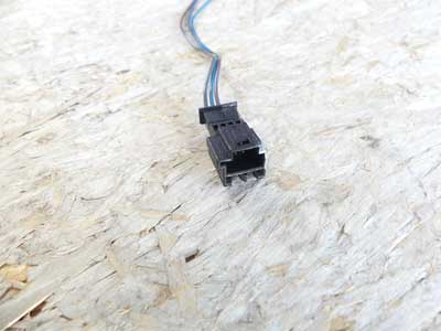 Mercedes Black 4 Pole 3 Wire Female Connector 04254592282